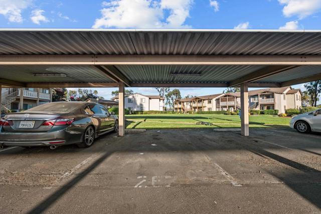 1423 Graves Avenue, El Cajon CA: https://media.crmls.org/mediaz/b5dccbf6-dbca-4450-b77a-9a23451b8789.jpg
