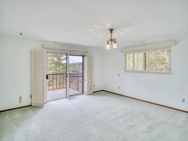 15 Pinehill Way, Monterey CA: https://media.crmls.org/mediaz/b5de8cb1-b2f5-47c1-ad11-f0ae1e8a64d1.jpg