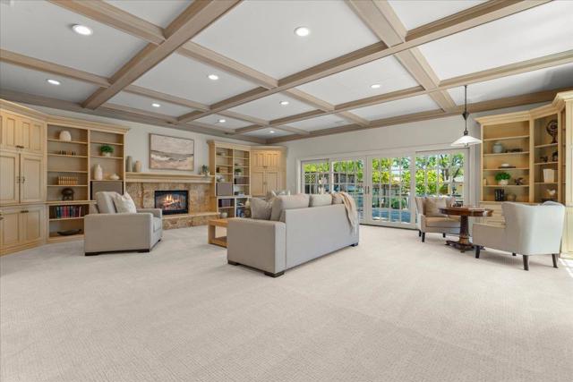 115 Doud Drive, Los Altos CA: https://media.crmls.org/mediaz/b5deb286-80e0-4591-8877-29d1849f5d69.jpg
