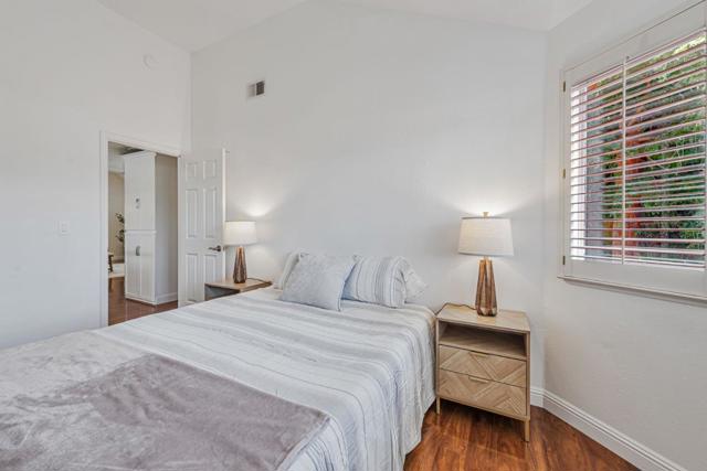 100 Danbury Lane, Redwood City CA: https://media.crmls.org/mediaz/b5df4c5c-a238-41d5-a9e6-89f7ef758d18.jpg