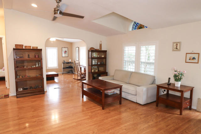 Image 2 of 18 For 14777 Palm Drive 83