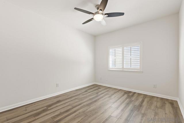 2084 Roberts Pl, Escondido CA: https://media.crmls.org/mediaz/b5e078d5-d509-4bce-9369-c4c4a4089a08.jpg