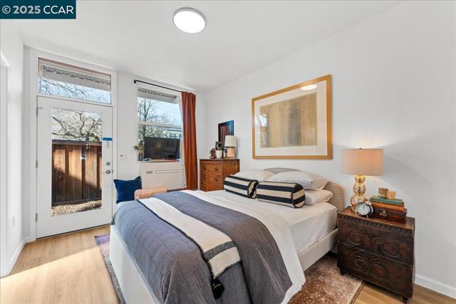 100 Esperanza Place, Walnut Creek CA: https://media.crmls.org/mediaz/b5e0a8a8-0e5e-40ce-ad67-8eb996951597.jpg
