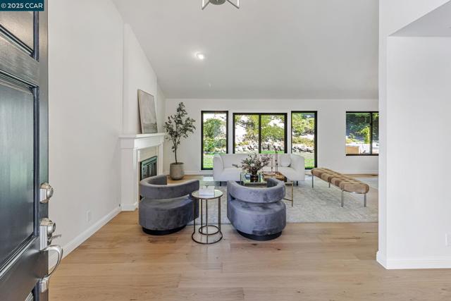 38 Sanders Ranch Rd, Moraga CA: https://media.crmls.org/mediaz/b5e0b9f4-8e5b-4d06-98e0-92399c769135.jpg
