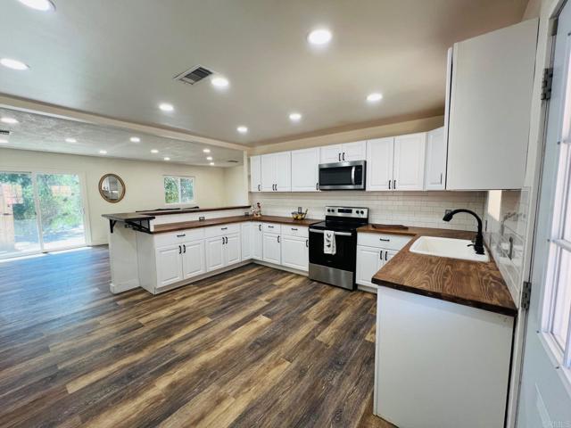 Image 58 of 72 For 631 Rosalie Way