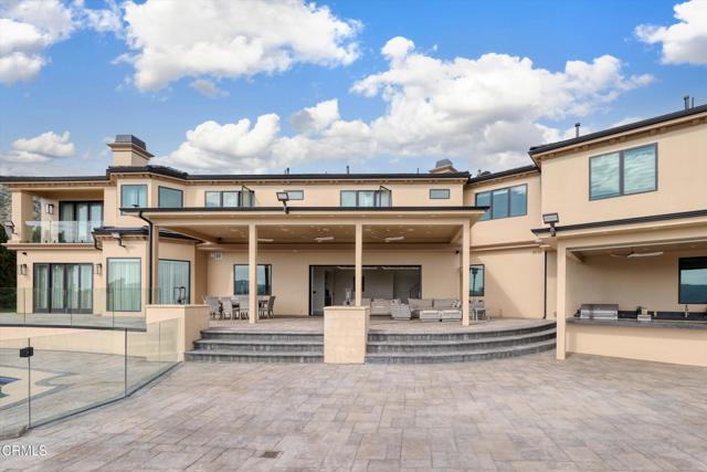 780 Greenridge Drive, La Canada Flintridge CA: https://media.crmls.org/mediaz/b5e1131b-e5ff-426e-8092-8dbc6e130016.jpg