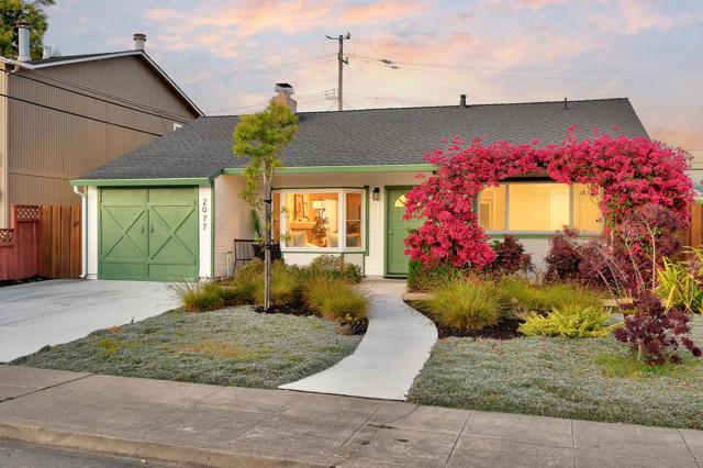 2077 Shoreview Avenue, San Mateo CA: https://media.crmls.org/mediaz/b5e19c82-8216-4a31-a719-6686404e5594.jpg
