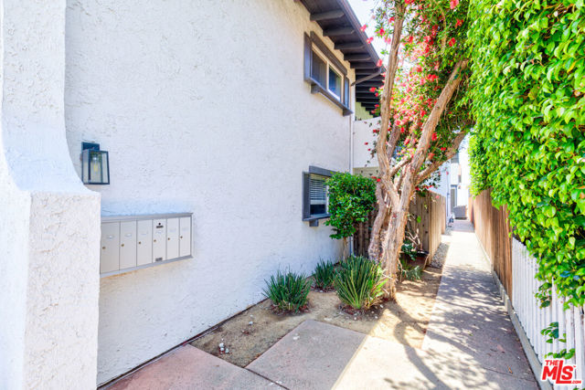 Image 9 of 42 For 2602 Carnegie Lane