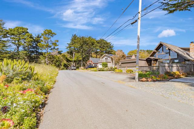 1025 Tamarind Street, Montara CA: https://media.crmls.org/mediaz/b5e2ed6b-bbde-4fe4-b3ea-248515431ee3.jpg