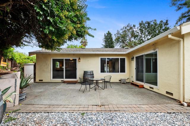 1091 Century Drive, Napa CA: https://media.crmls.org/mediaz/b5e41709-0981-45a1-be2a-9edde1452fb6.jpg