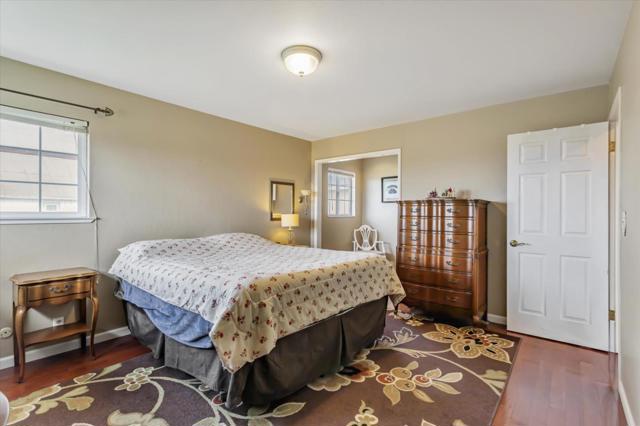 1204 Shore Road, Hollister CA: https://media.crmls.org/mediaz/b5e43825-161c-4a75-be50-7cb3842fa845.jpg