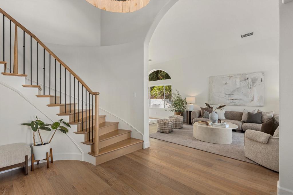 7033 El Fuerte St - photo 5