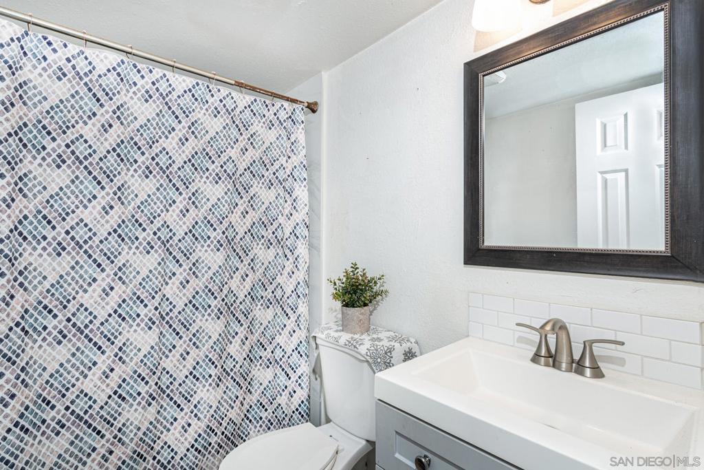 MLS #250030448SD img 13