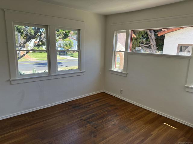 4860 Marlborough Drive, San Diego CA: https://media.crmls.org/mediaz/b5e6674f-3e81-4e9e-bbd8-ed27089b3a35.jpg