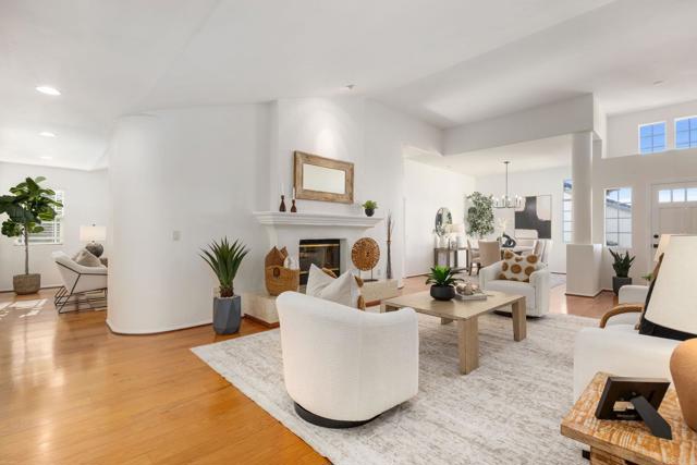 Detail Gallery Image 2 of 38 For 1911 La Subida Way, San Marcos,  CA 92078 - 3 Beds | 2 Baths