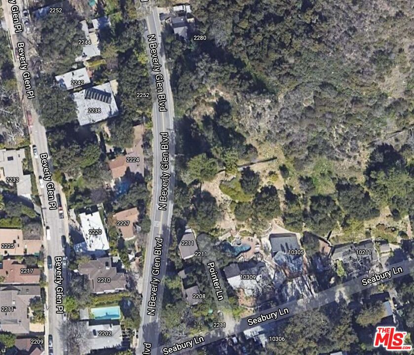 2245 N Latimer Lane, Bel Air, CA 90077