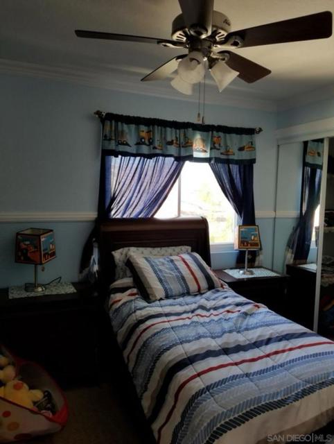 2185 Gibraltar Glen, Escondido CA: https://media.crmls.org/mediaz/b5e95b6e-59d9-42b0-b786-e78c697171f5.jpg