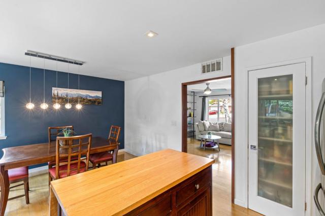 50 Cheltenham Way, San Jose CA: https://media.crmls.org/mediaz/b5e96496-007b-4122-a51f-55bff235f6db.jpg