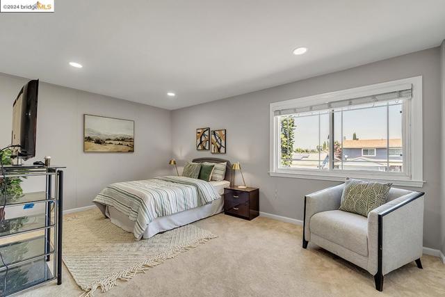 Image 25 of 39 For 3342 San Saba Dr