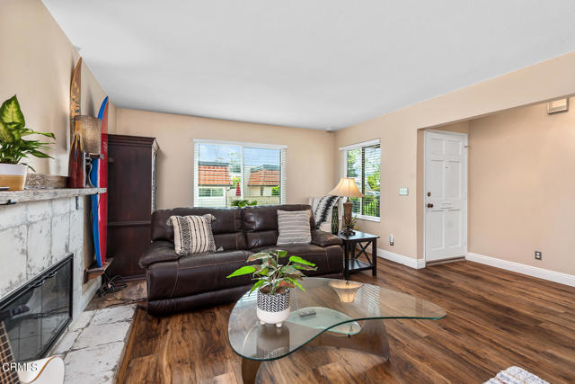 Detail Gallery Image 8 of 28 For 1129 Glenbridge Cir, Westlake Village,  CA 91361 - 2 Beds | 2 Baths