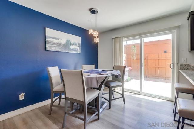 1737 Melrose Ave, Chula Vista CA: https://media.crmls.org/mediaz/b5ed4a24-5ae4-4b20-9a86-5884fcd2f894.jpg