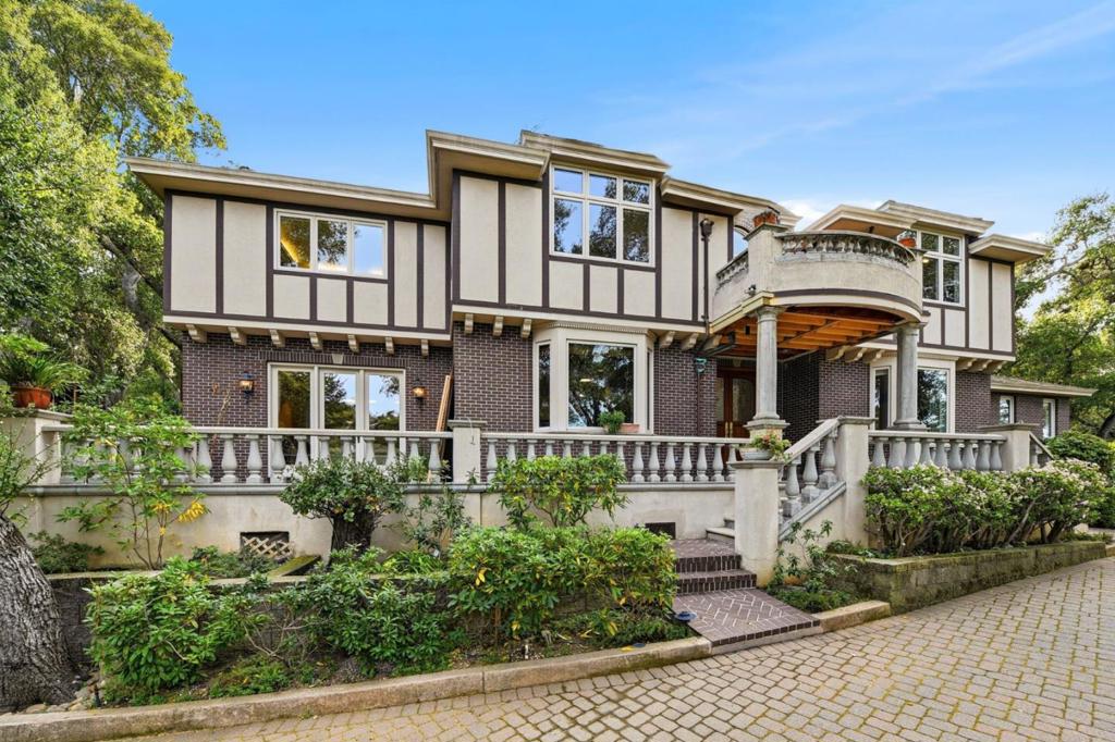 27994 Via Ventana Way