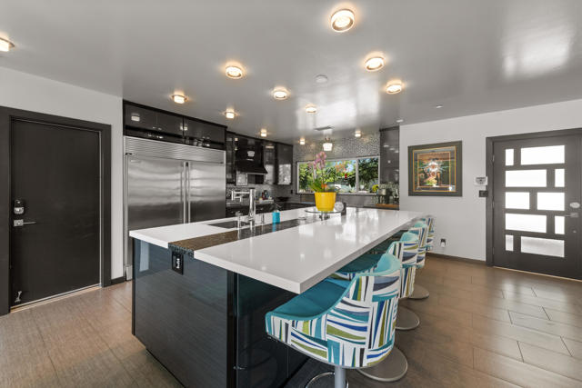 2749 E Livmor Avenue, Palm Springs, CA 92262