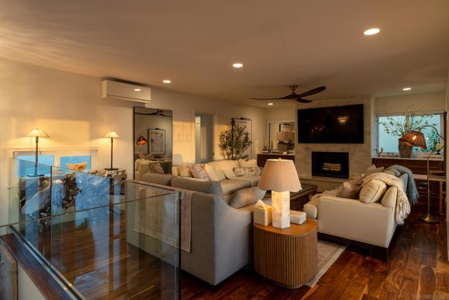 Image 21 of 45 For 8412 La Jolla Shores Dr
