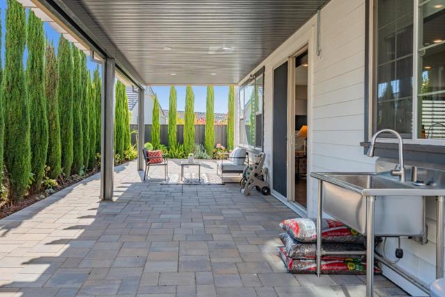 1445 Montclair Street, Vallejo CA: https://media.crmls.org/mediaz/b5ef29d6-1c99-4efd-96d9-83becf684509.jpg