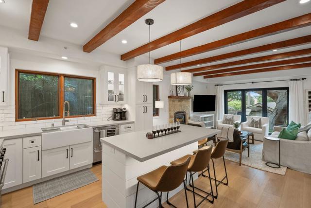 5 NE of 4th on Lopez, Carmel CA: https://media.crmls.org/mediaz/b5ef8012-0dd2-44a4-b1b7-3d6be8ce406f.jpg
