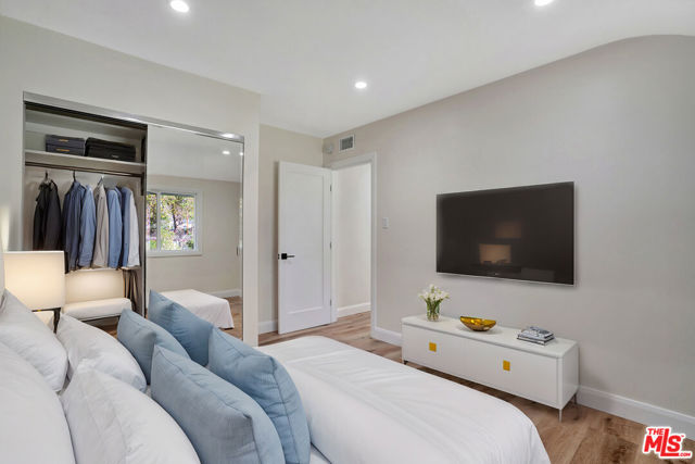23153 Gonzales Drive, Woodland Hills CA: https://media.crmls.org/mediaz/b5f0b09d-2aa3-4523-a1df-09df52e12ddd.jpg