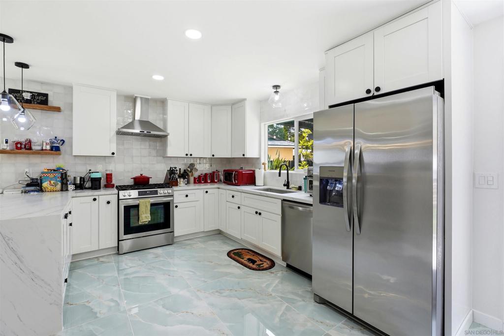 5476 Maisel Way - photo 4