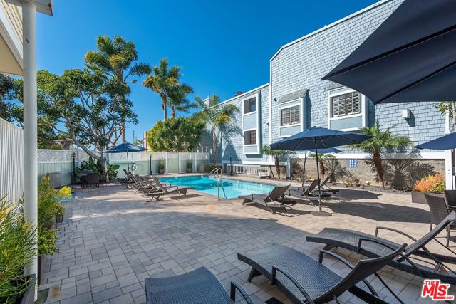 3516 Via Dolce, Marina del Rey CA: https://media.crmls.org/mediaz/b5f16a23-5da0-49c2-9f18-a9d71272a1ee.jpg