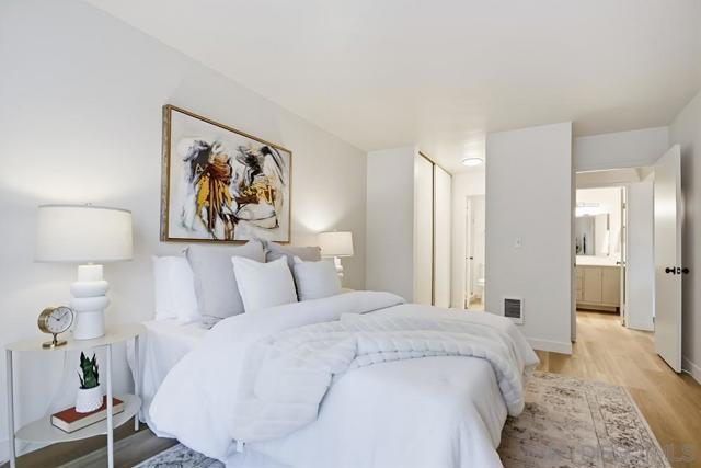 7858 Cowles Mountain Ct, San Diego CA: https://media.crmls.org/mediaz/b5f22f1c-000a-4f5f-bacb-7a8785fd2f4c.jpg