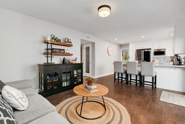 Image 3 of 30 For 9947 Mesa Madera Dr