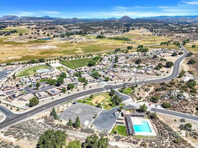 Detail Gallery Image 11 of 48 For 32448 Evening Primrose Trl, Campo,  CA 91906 - 4 Beds | 2 Baths