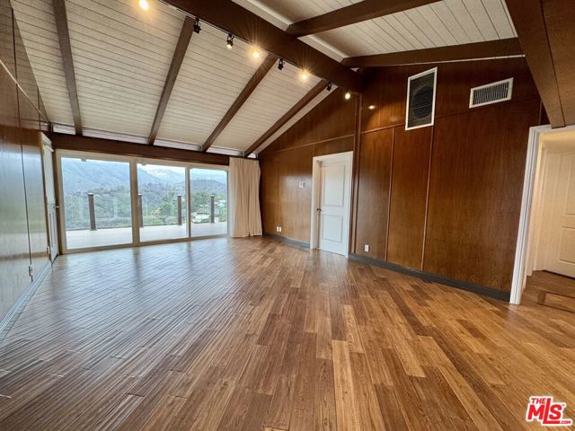 Image 9 of 16 For 2255 Westridge Road