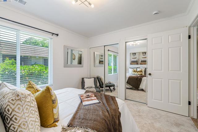 825 Oak Grove Rd, Concord CA: https://media.crmls.org/mediaz/b5f3dcbd-3425-45aa-b0ee-e4f59d53912d.jpg