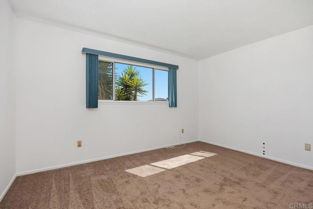 3211 Mercer Lane - photo 14