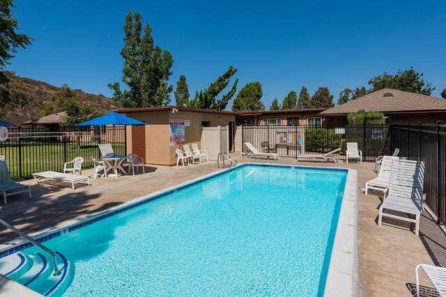 Detail Gallery Image 9 of 38 For 8750 Wahl St, Santee,  CA 92071 - 2 Beds | 1 Baths