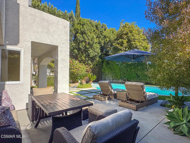 Backyard Sitting Area