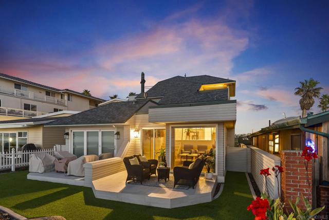 1288 Seacoast Dr., Imperial Beach CA: https://media.crmls.org/mediaz/b5f4d62f-8406-4f5d-a5b2-309491a70fb7.jpg