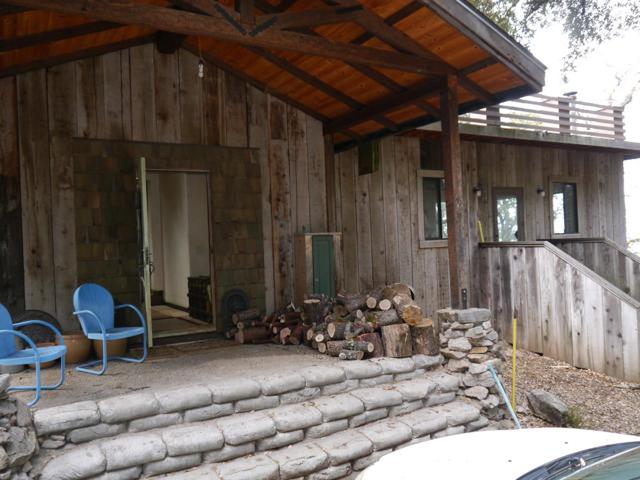 39450 Tassajara Road, Carmel Valley CA: https://media.crmls.org/mediaz/b5f54941-9001-49be-bda6-67509e9c096b.jpg