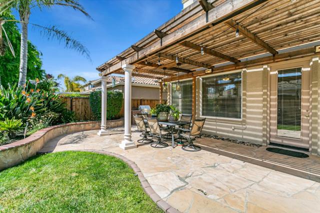 18345 Serra Avenida, Morgan Hill CA: https://media.crmls.org/mediaz/b5f5a536-55cd-4bae-9547-0aa32e5d6245.jpg