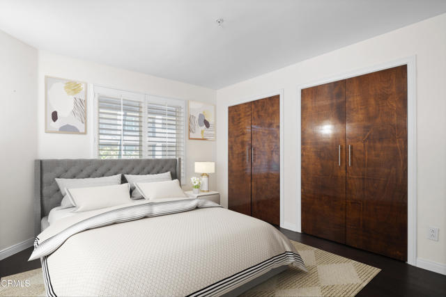 1200 Pacific Coast Highway, Huntington Beach CA: https://media.crmls.org/mediaz/b5f76ad3-ccbe-4847-87ff-cdc9e5061b8a.jpg
