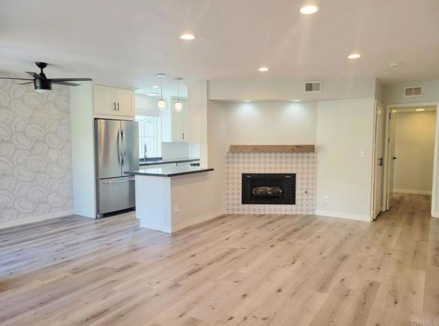 3154 Groton Way, San Diego CA: https://media.crmls.org/mediaz/b5f81388-71b5-4f6b-8c80-07a9bd9e7d74.jpg