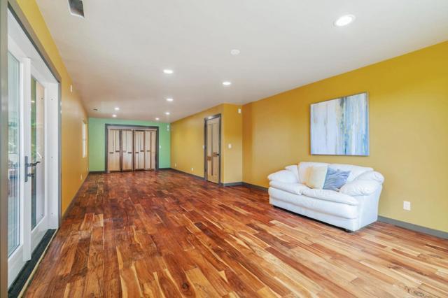 411 Hecker Pass Road, Watsonville CA: https://media.crmls.org/mediaz/b5f8a2ee-d1ed-4f9f-a5f6-5e528a923286.jpg