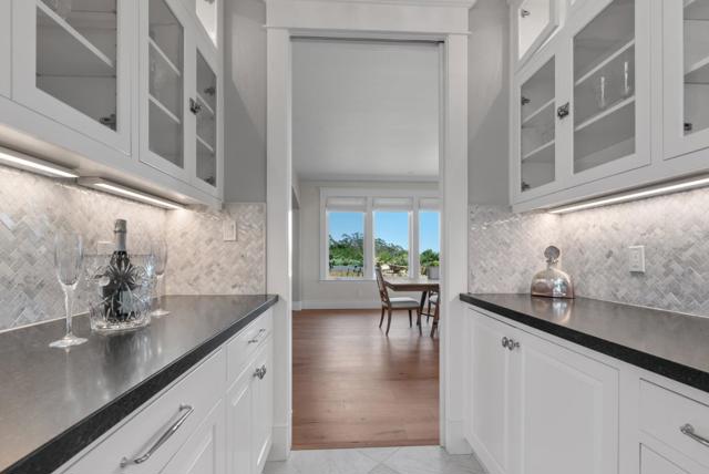 40 S Circle Drive, Santa Cruz CA: https://media.crmls.org/mediaz/b5f94083-c29d-4fc0-a343-c72e60d0c839.jpg
