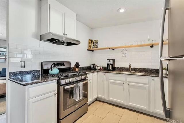 61650 El Reposo Street Street, Joshua Tree CA: https://media.crmls.org/mediaz/b5fa0c45-6bed-4b43-b15c-749285275a32.jpg