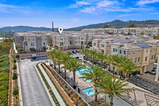 1229 Sunrise, San Marcos CA: https://media.crmls.org/mediaz/b5fb2773-6700-4d57-9028-ea00b38ba142.jpg